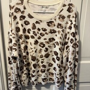 Versona Medium Brown Leopard Print Sweater NWT